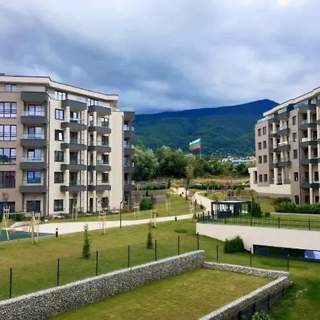 Apartment Yellow Apart @ Vitosha,